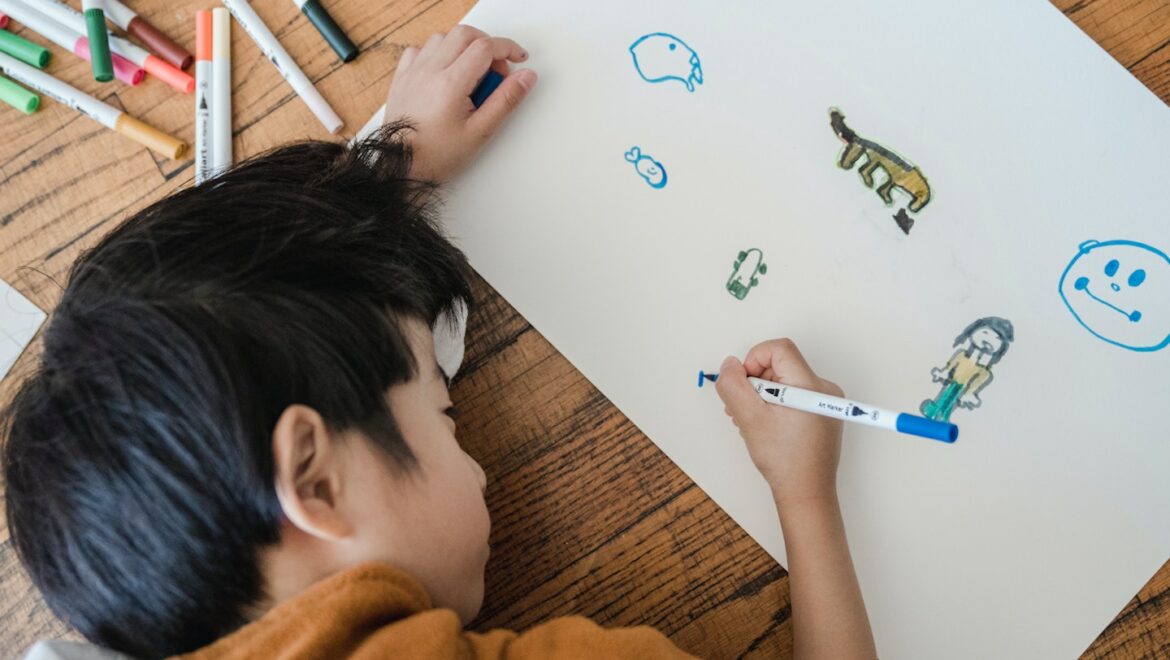 Dạy Vẽ Cơ Bản Cho Trẻ Em – 6 Lợi Ích Nhỏ, Tạo Nên Khác Biệt Lớn
